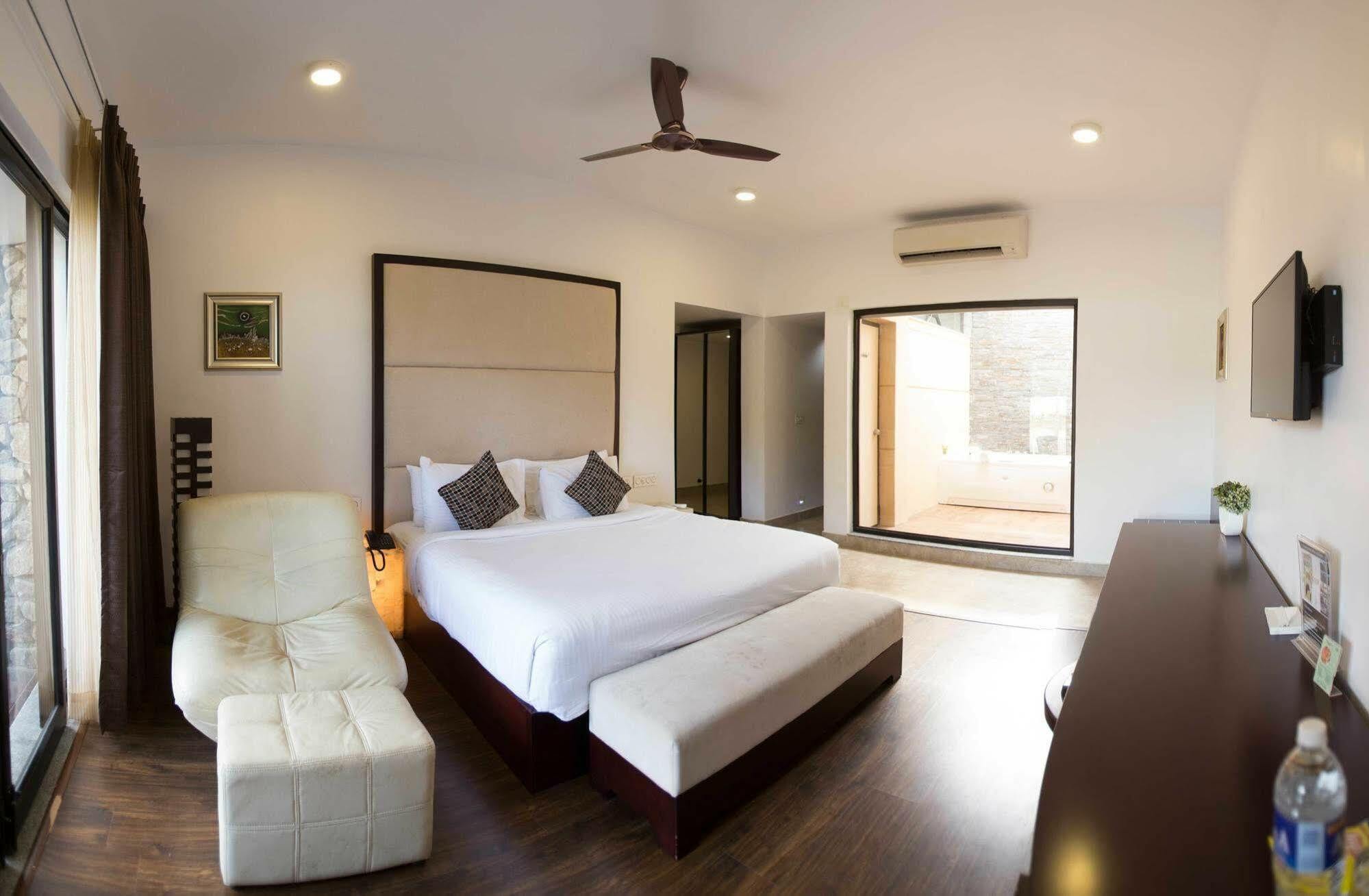 Anora Beach Resort Mahabalipuram Kūvattūr Eksteriør billede